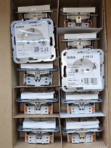 Gira steckdosen einsatz 418803 - gira,